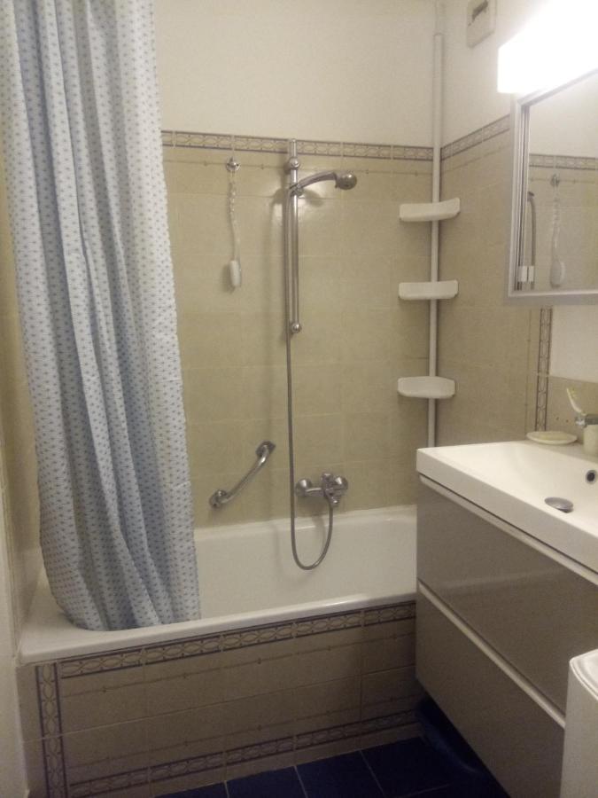 Frejus Plage, Appartement Entier , Piscine,Parking,Plage A 200M Luaran gambar